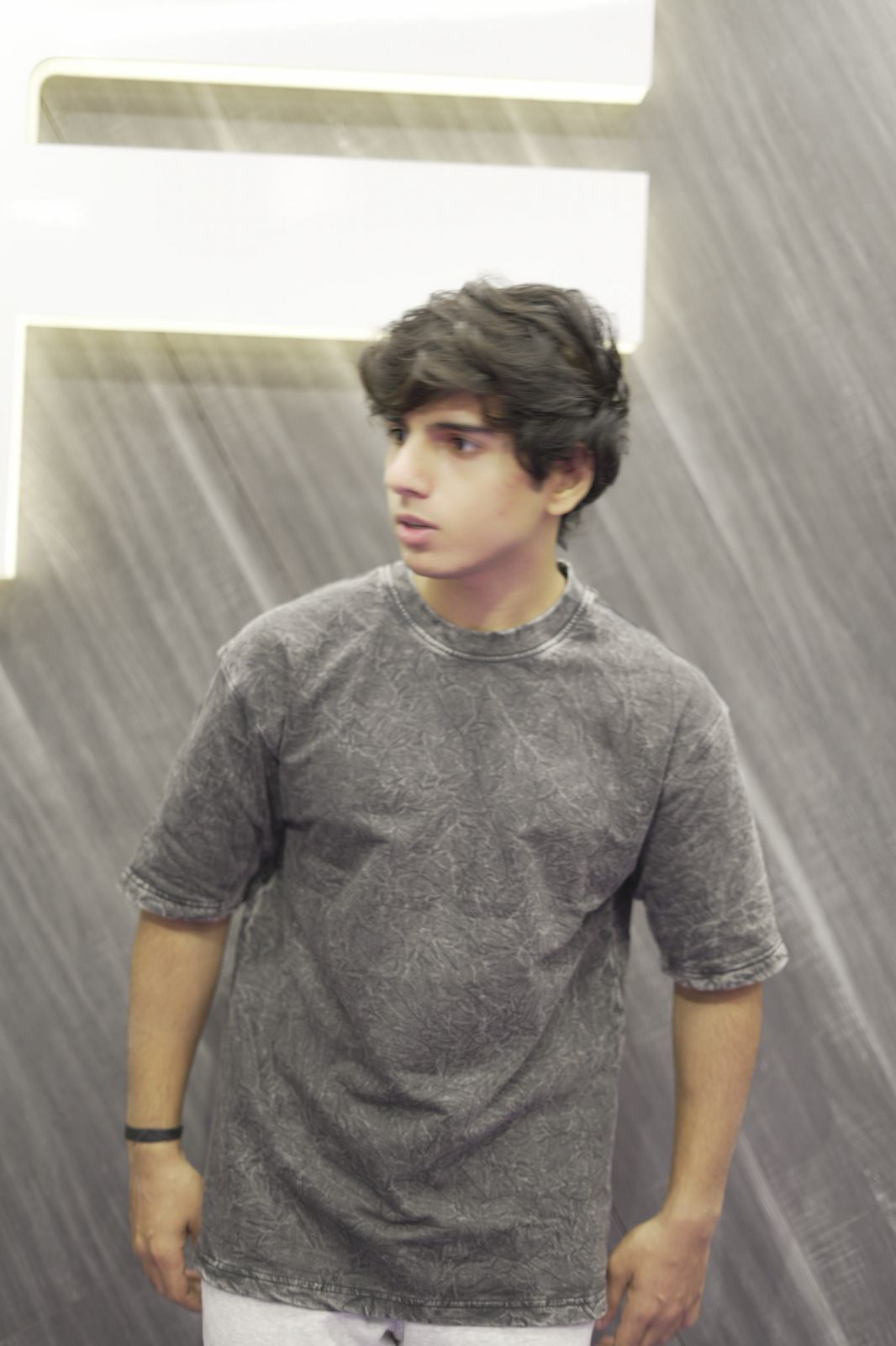 Trendy acid wash T-shirt | Soft cotton | Unique faded style